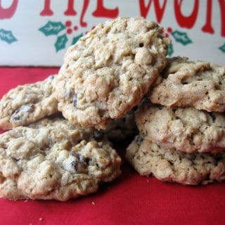 Oatmeal Raisin Cookies