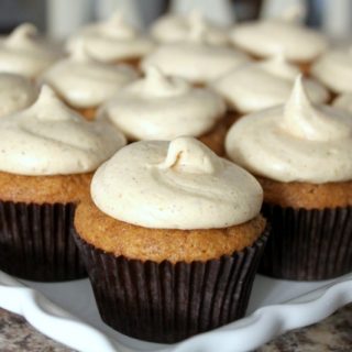 Pumpkin Cupcakes with Pumpkin Spice Cream Cheese Frosting