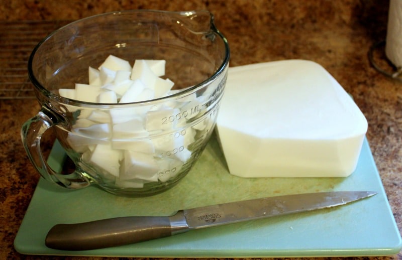 How to Make Homemade Soap &#8211; The Easy Way!