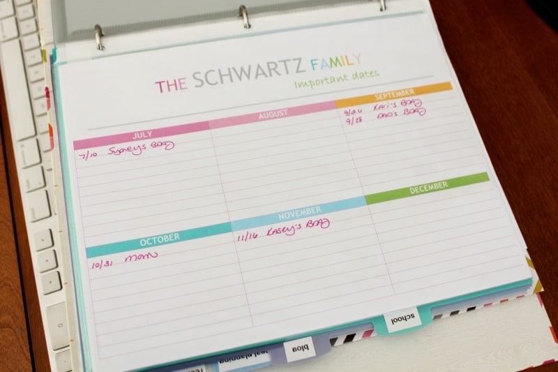 Create a household binder to keep your family organized! 