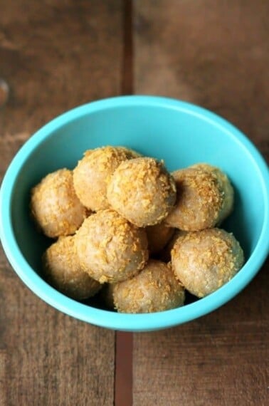 Old Fashioned Peanut Butter Balls