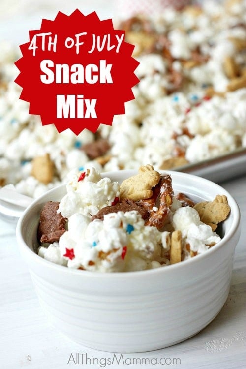 Heading to a 4th of July picnic this weekend and don't know what to bring? How about this 4th of July snack mix?! It's sweet and salty and guaranteed to please everyone! Especially the kids!