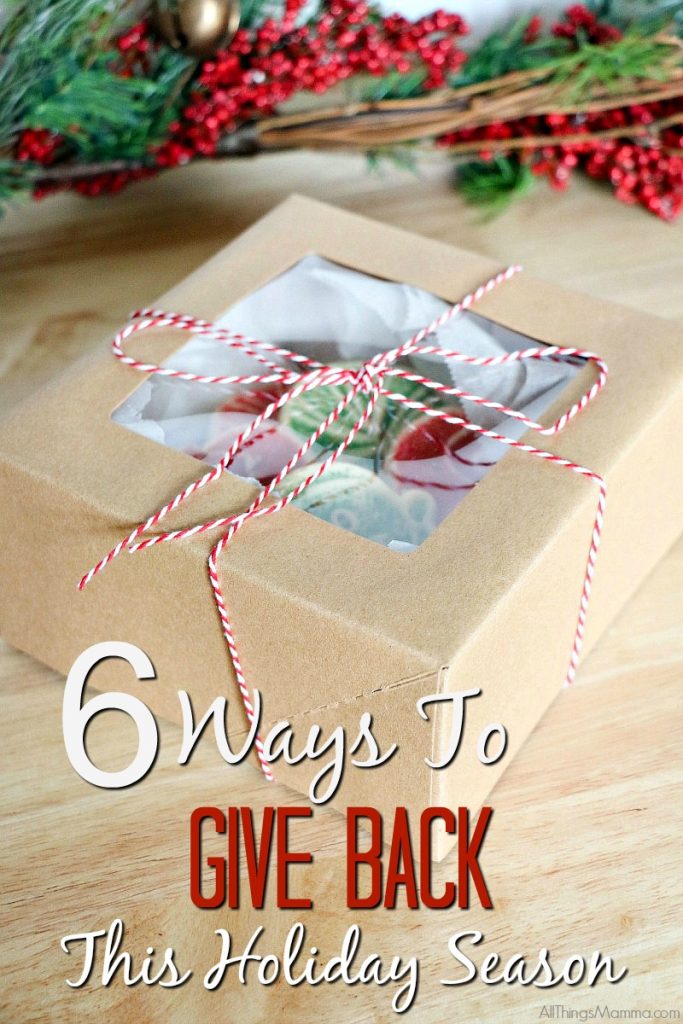 Here's 6 Ways to Give Back this Holiday Season that the whole family can be involved in!