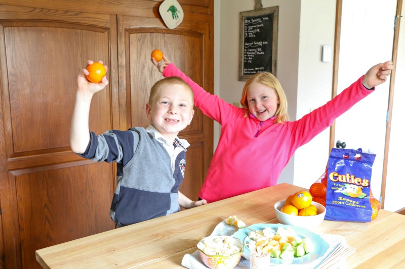 Holidays are crazy for sweets, and Cuties are a sweet alternative that won’t leave you feeling guilty. Swap sweets for Cuties as part of a healthier snacking initiative! 