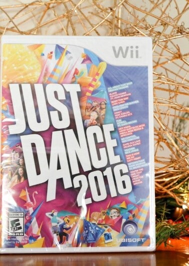 Right on time for the holidays – the perfect family activity, Just Dance 2016 is now available for all motion-control gaming platforms, including Xbox One, Xbox 360, PlayStation 4, PlayStation 3, Wii U and Wii.