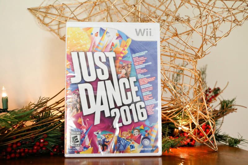 Right on time for the holidays – the perfect family activity, Just Dance 2016 is now available for all motion-control gaming platforms, including Xbox One, Xbox 360, PlayStation 4, PlayStation 3, Wii U and Wii.