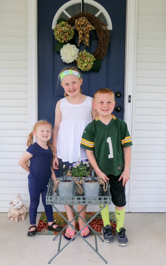 How to Create An Easy Herb Garden with Kids and Miracle Gro Gro-Ables!