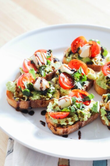 Here's a quick and easy appetizer idea that is perfect for any occasion! Caprese Salad Avocado Toast is one of my new favorites and it will become one of your favorites, too!