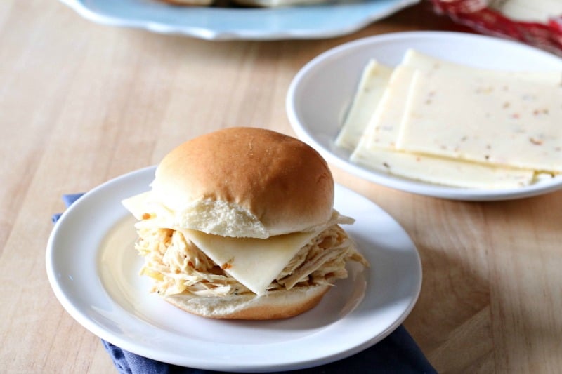 This slow cooker Cheesy Chicken Ranch Sandwich recipe is amazing and so easy! Ready in 3 hours! 