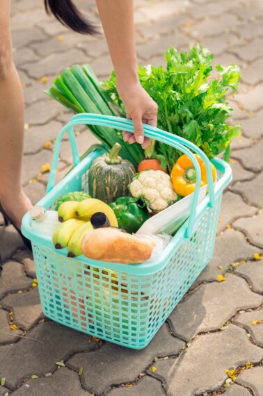 The BEST TIPS for How to Save The Most Money on Groceries each week!