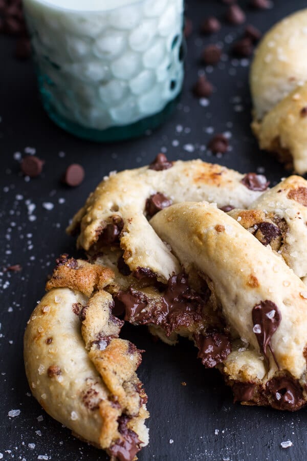 These 10 Homemade Stuffed Bread Recipes that are guaranteed to rock your socks right off! 