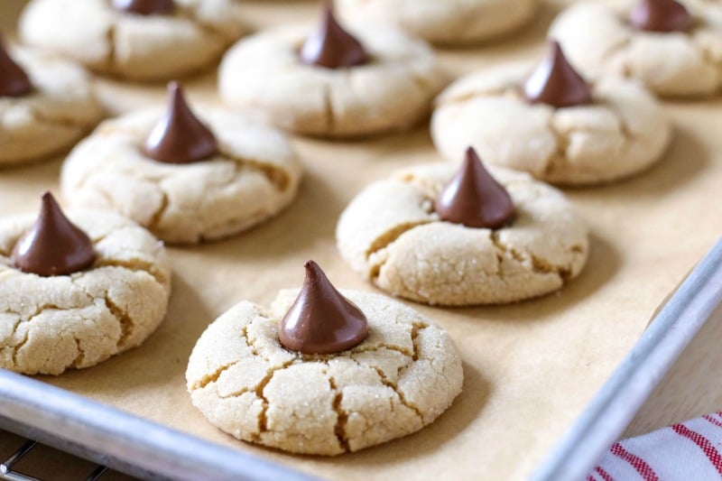 Peanut Butter Kiss Cookies All Things Mamma