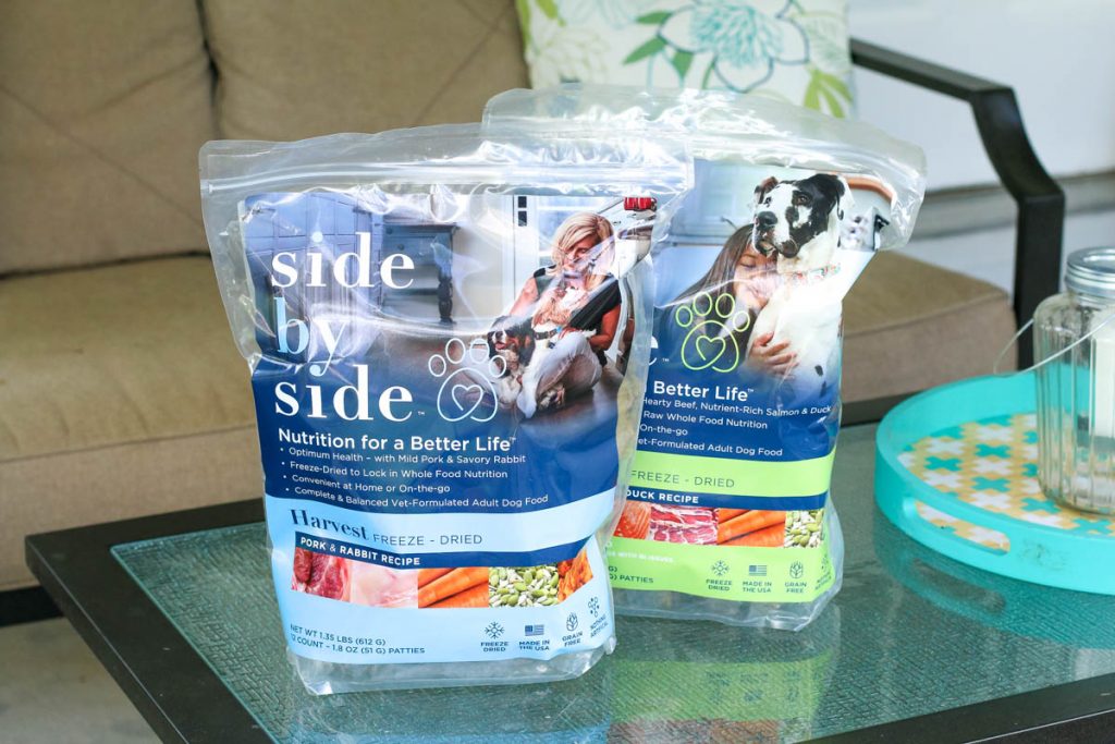 Side by Side – Feed Love, Feed Life to your Furry Friends