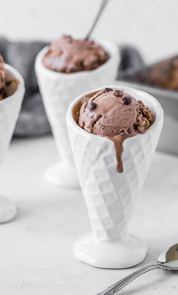 chocolate ice cream 