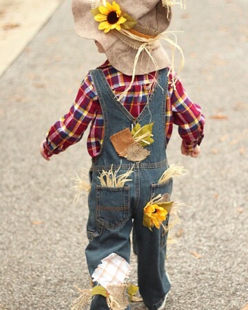 Homemade Kid Costumes- DIY Scarecrow