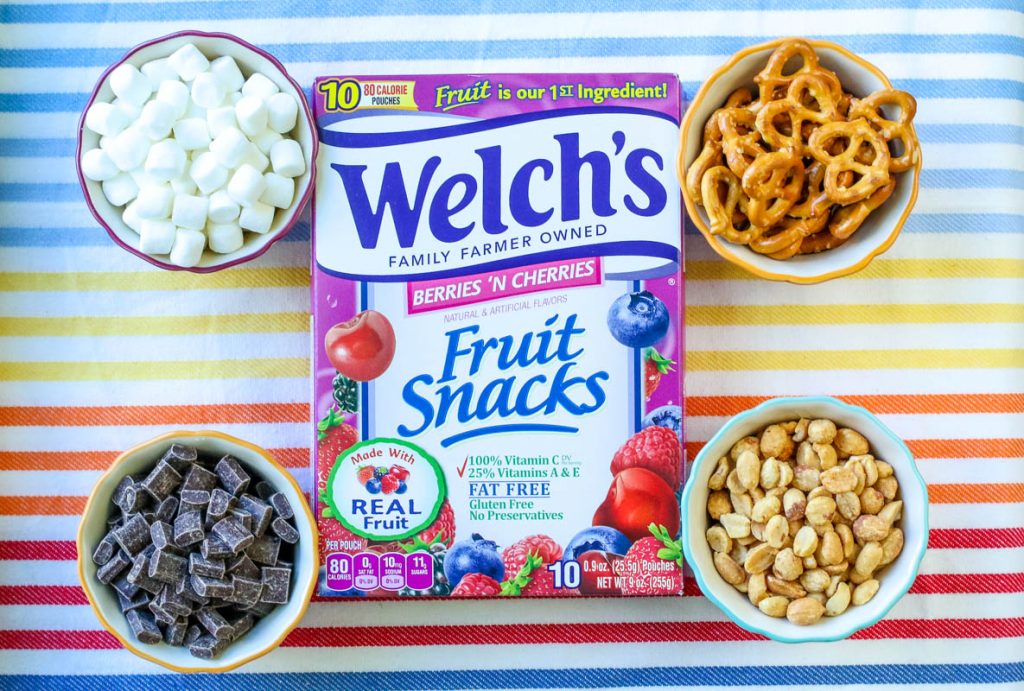 welch's fruit snacks, snack mix 