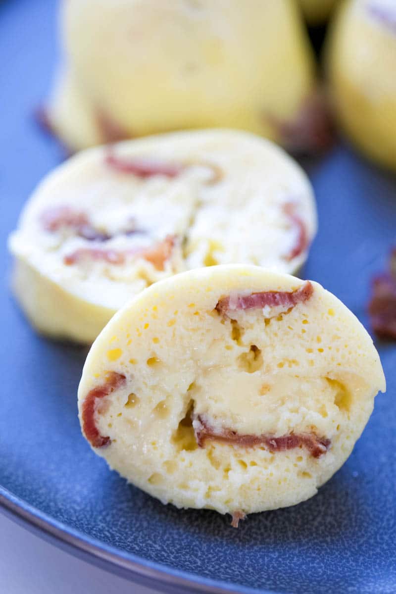 egg bites with bacon and cheese 