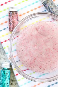Follow these step by step instructions and learn how to make your own slime at home! Plus, the best way to store slime and keep the play going for days! #slime #slimerecipe #slimevideo #slimeeasy #allthingsmamma | allthingsmamma.com