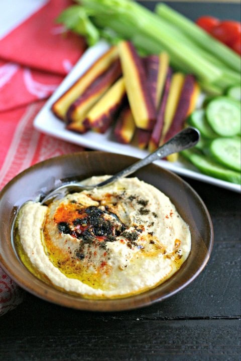 hummus in a bowl 