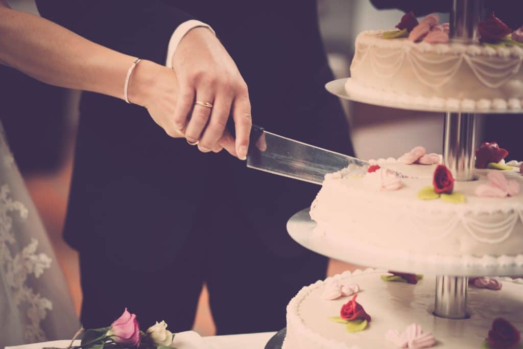 wedding cake cheap