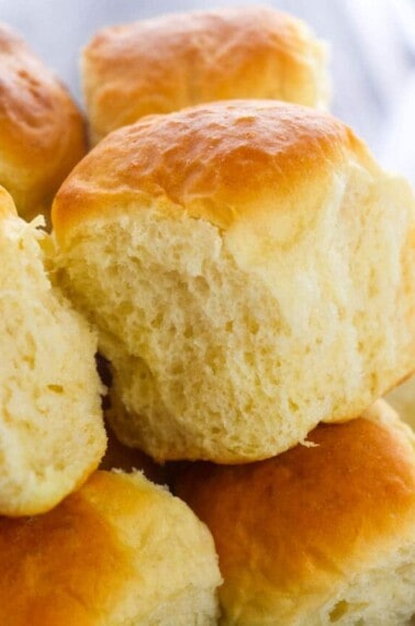 cropped-soft-dinner-rolls-3.jpg