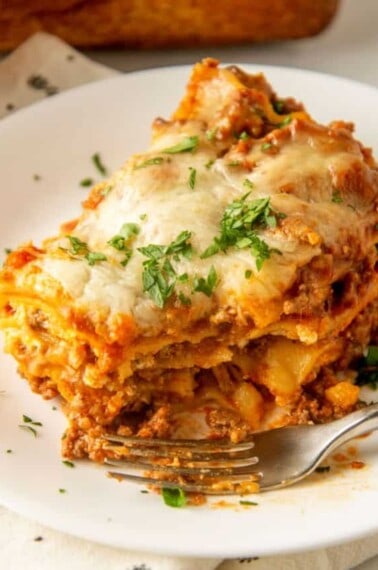 cropped-Crockpot-Lasagna-Hero3-1.jpg