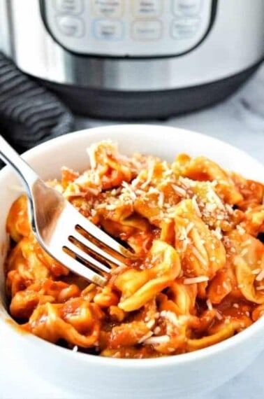 cropped-instant-pot-tortellini-pasta-7.jpg