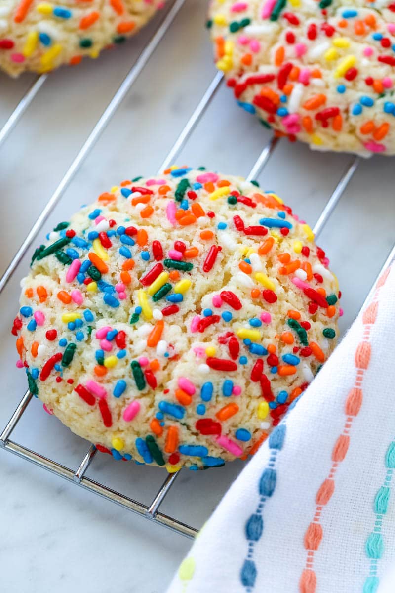 cookies with sprinkles 