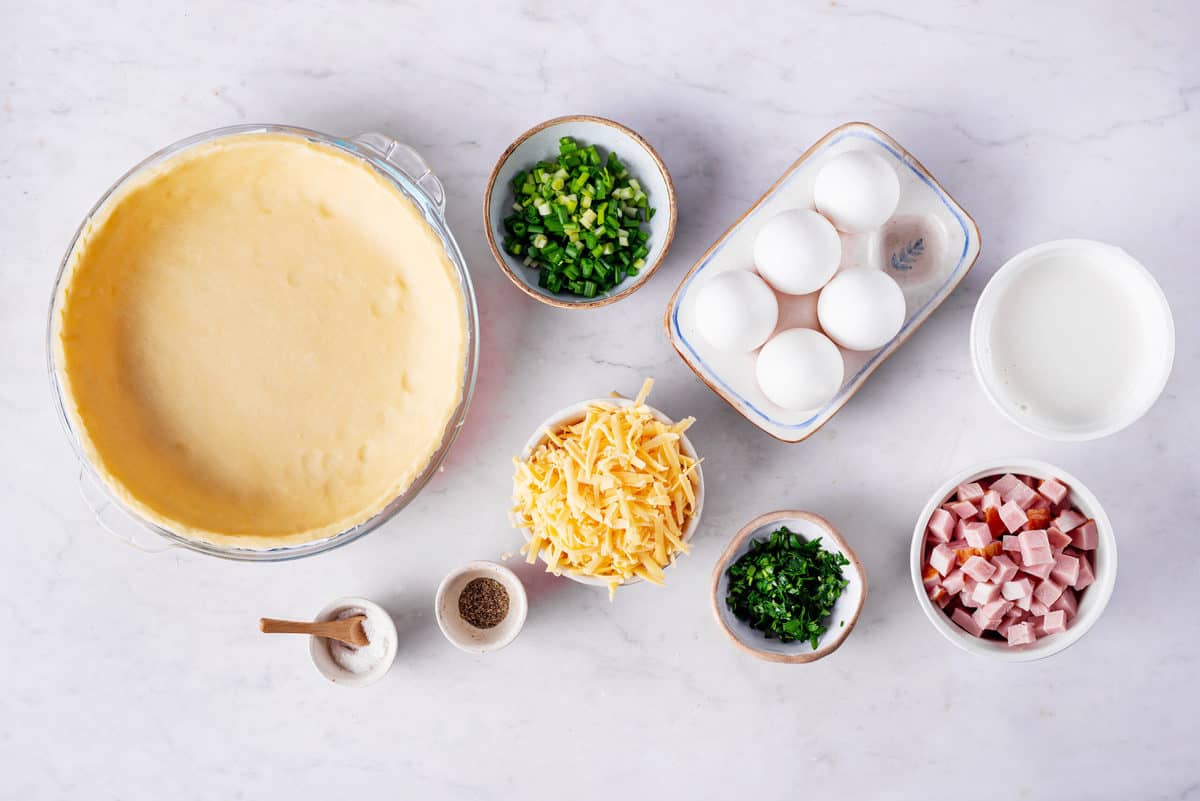 ingredients to make ham and cheese quiche