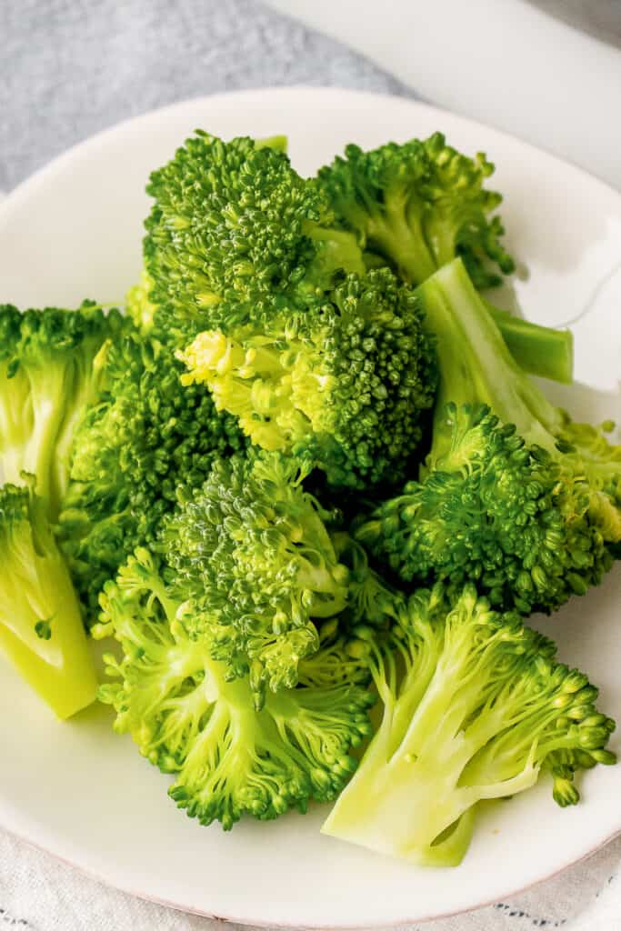 How To Steam Broccoli Easy Steamed Broccoli Recipe 