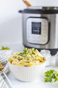 Creamy Instant Pot Penne Alfredo | All Things Mamma