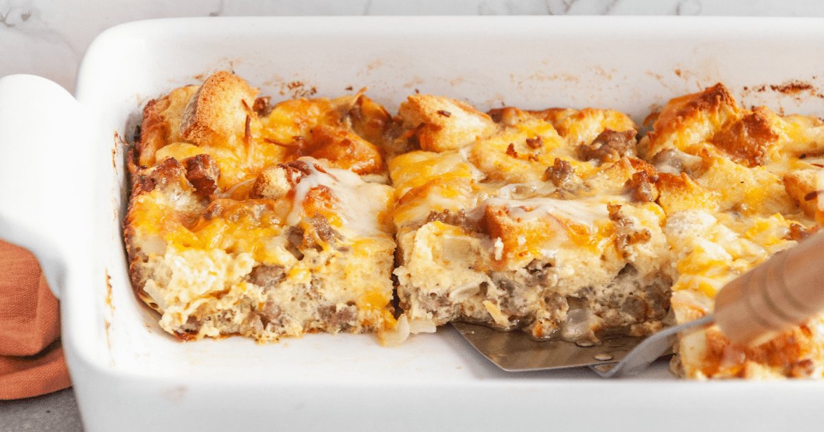 Cheesy Sausage and Egg Breakfast Casserole With Bread