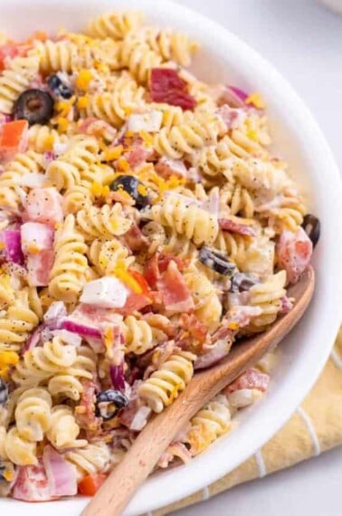 cropped-bacon-ranch-pasta-salad-hero-04-scaled-1.jpg