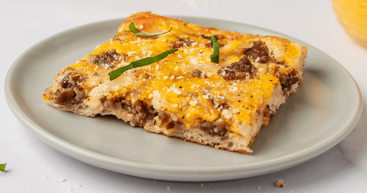 Easy Breakfast Pizza With Crescent Roll Dough All Things Mamma
