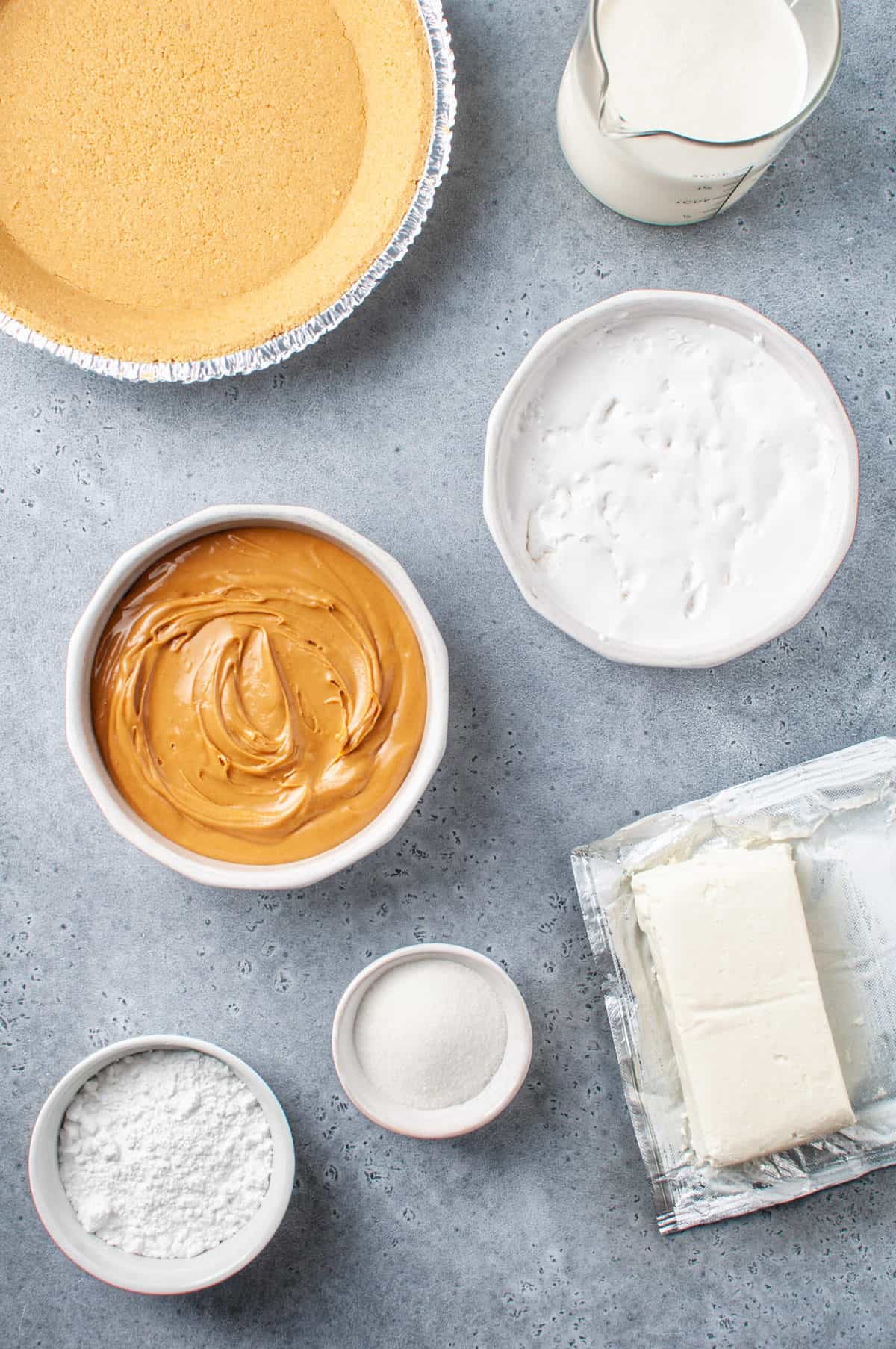 ingredients to make peanut butter fluff pie