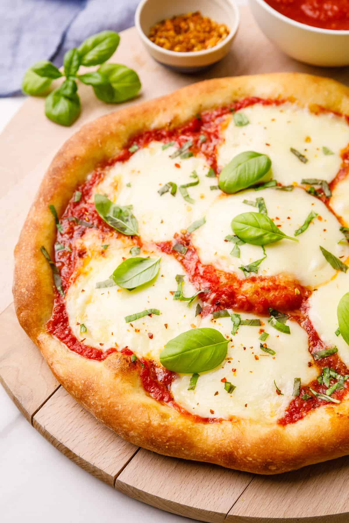 close up image of margherita pizza