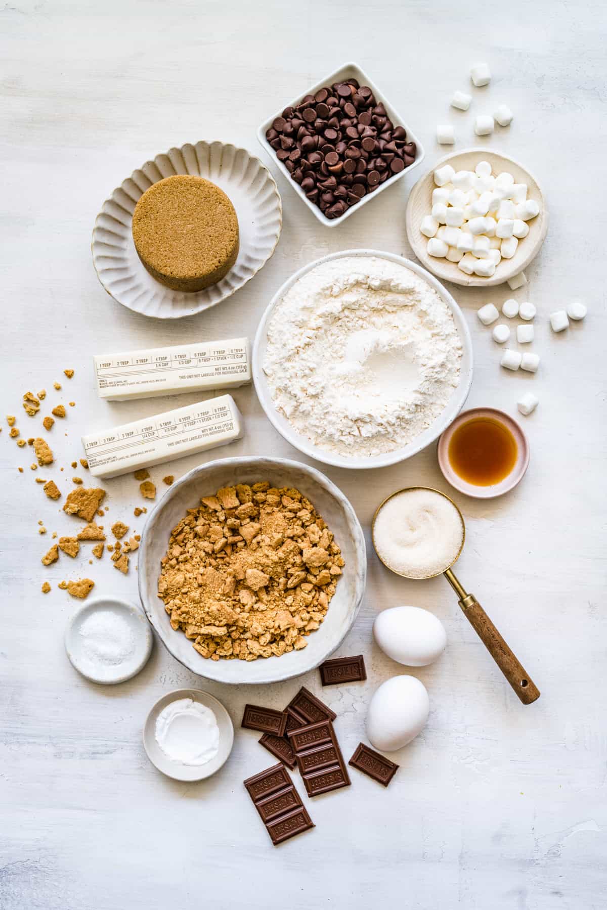 ingredients to make smores cookie skillet