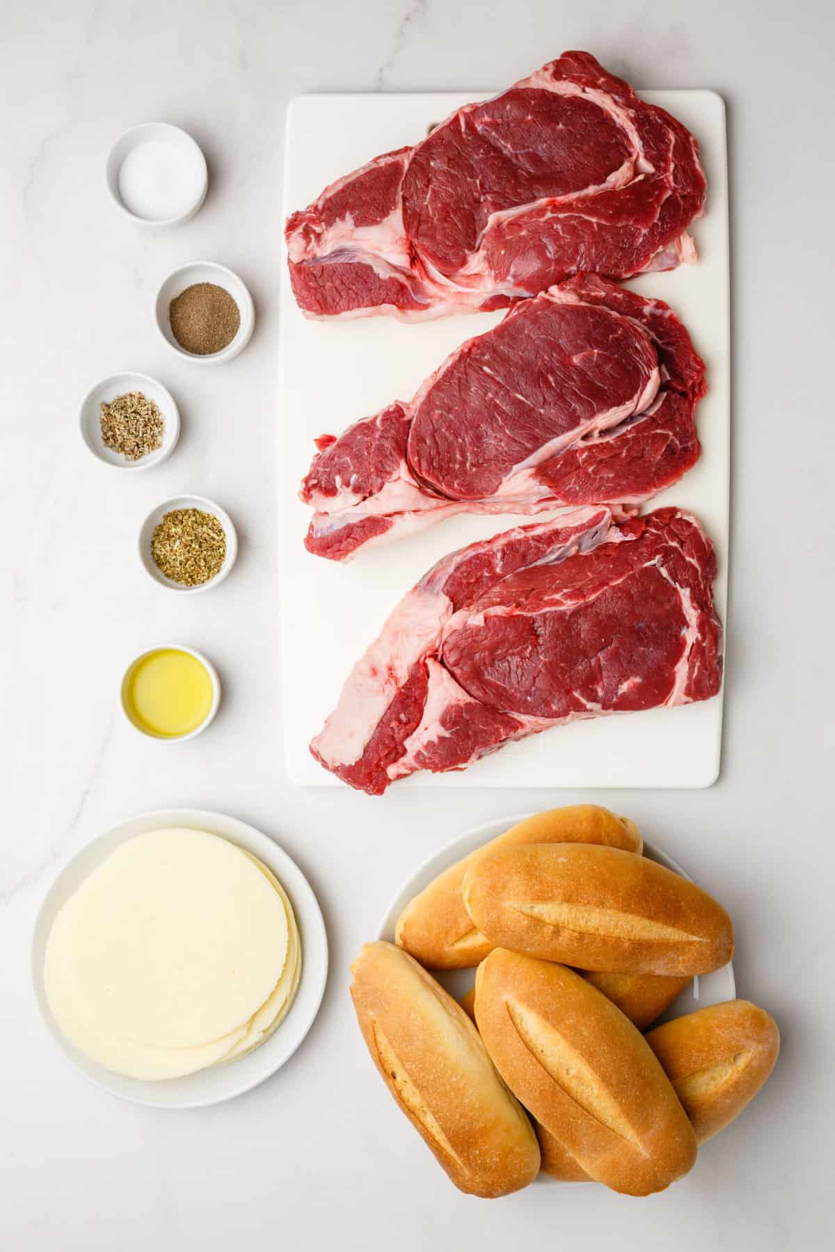 ingredients to make the french dip steak for sandwiches