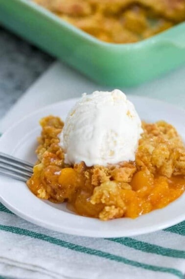 cropped-peach-dump-cake.jpeg