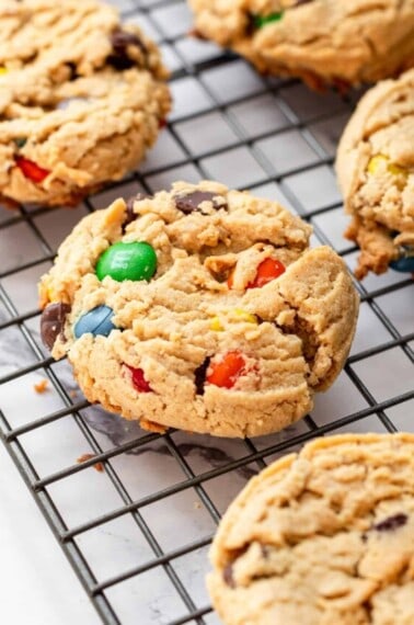 Monster Cookies Hero-3