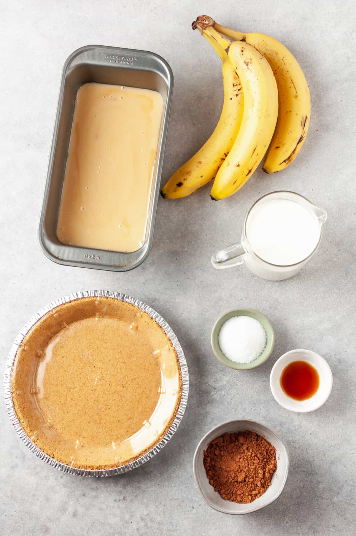 ingredients to make banoffee pie