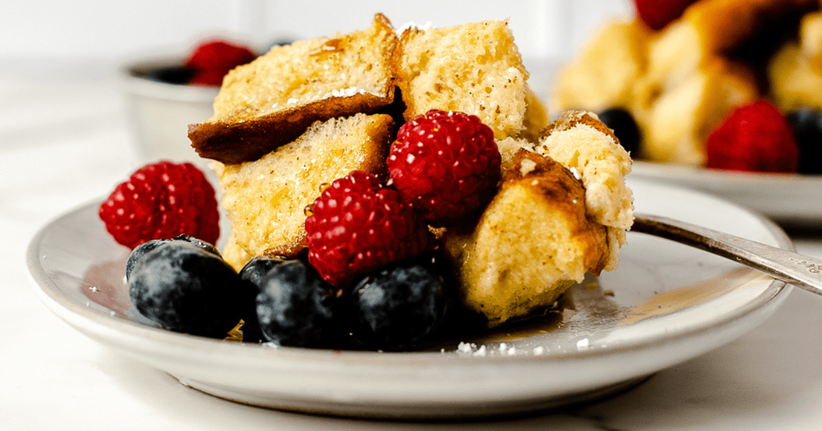Easy Crockpot French Toast Recipe 