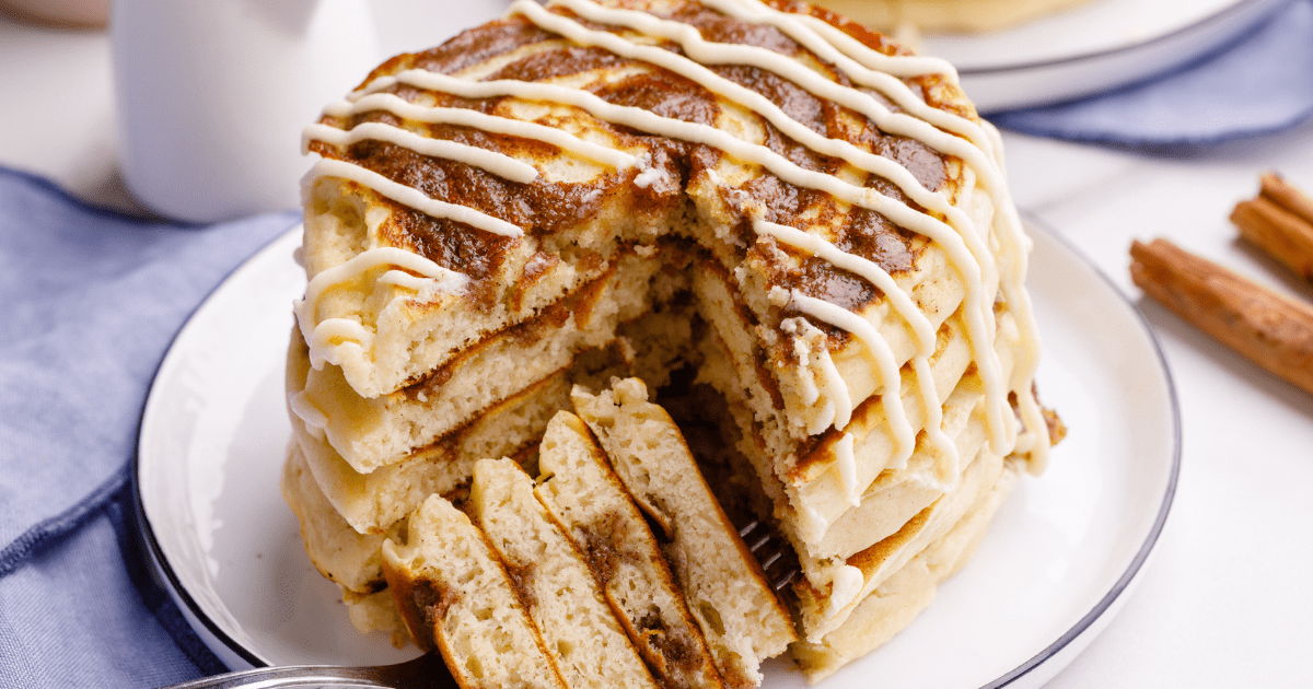 Easy Cinnamon Roll Pancakes Recipe All Things Mamma