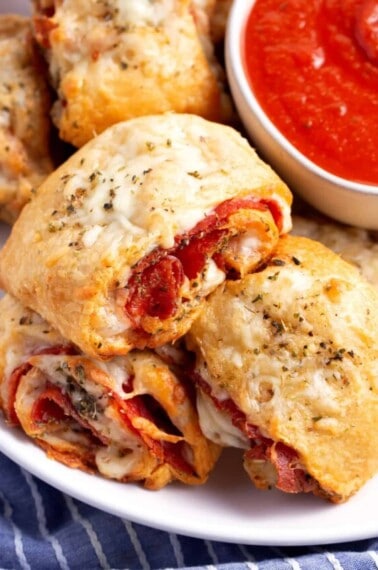 pepperoni-rollups-hero-03