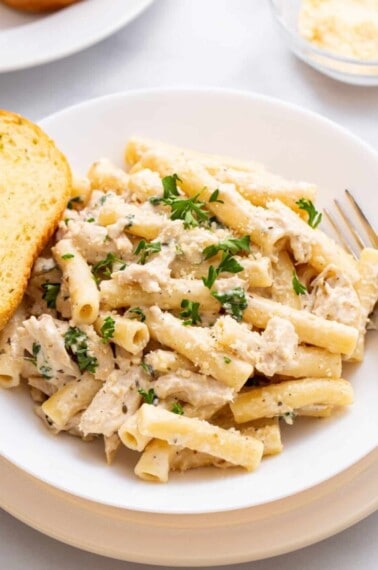 crockpot-chicken-alfredo-hero-8