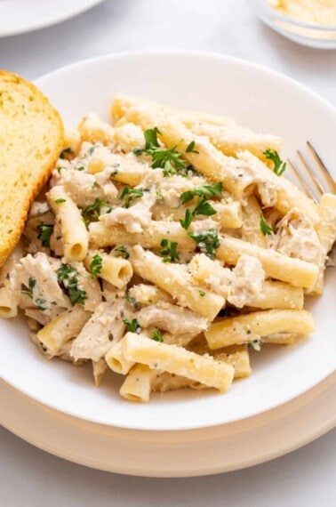 crockpot-chicken-alfredo-hero-8