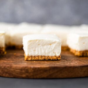 No bake cheesecake bars.