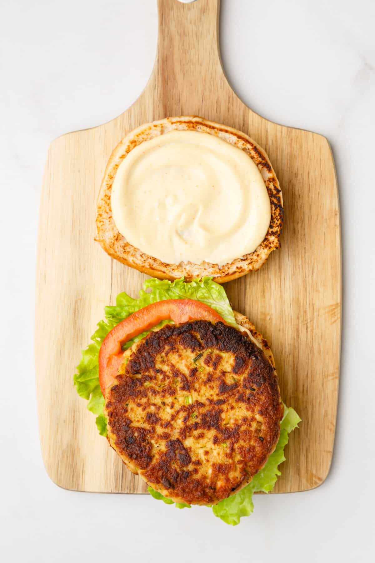 step 4 to make crab cake sandwiches, assemble crab cake sandwich.