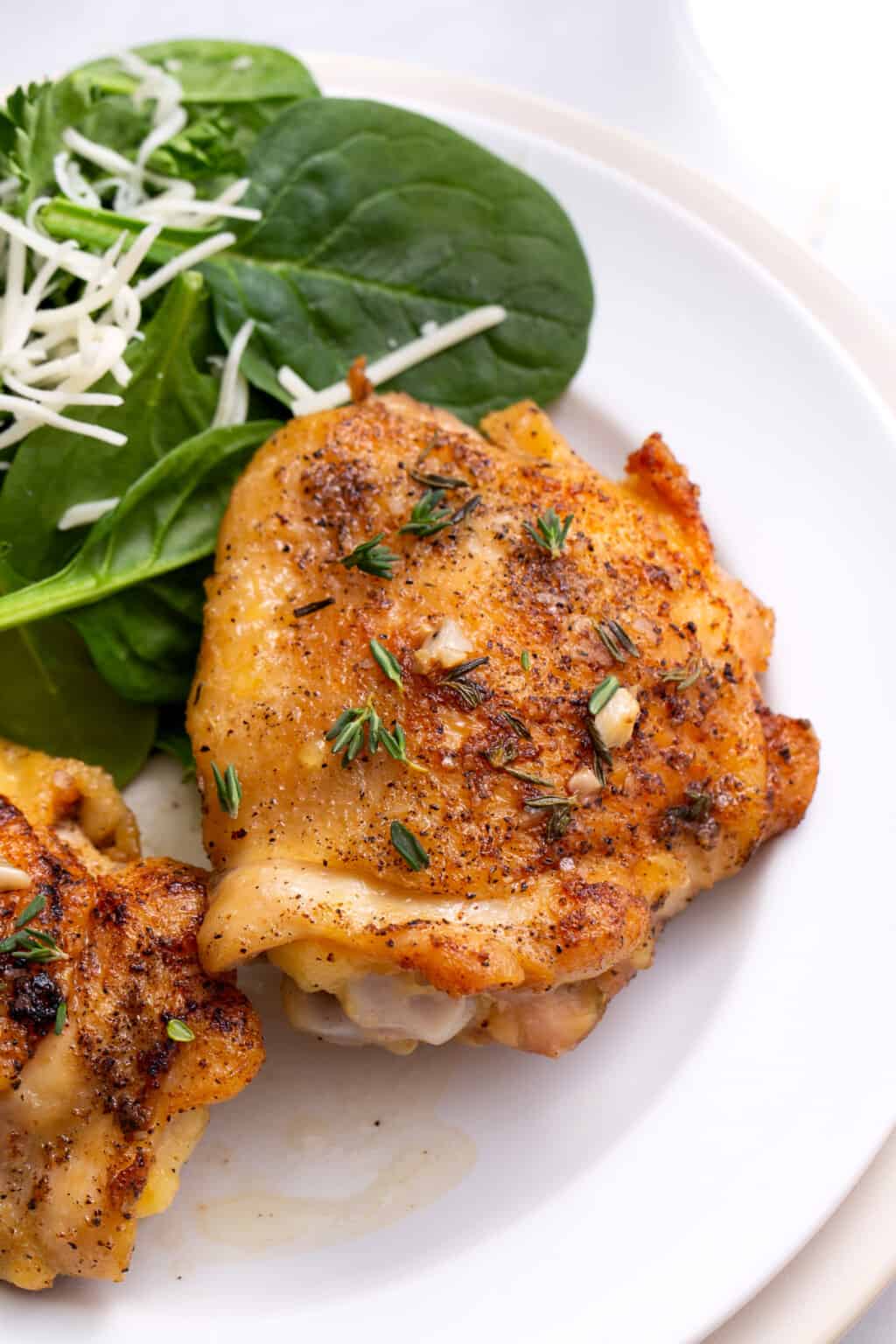 Easy Cast Iron Chicken Thighs Recipe All Things Mamma