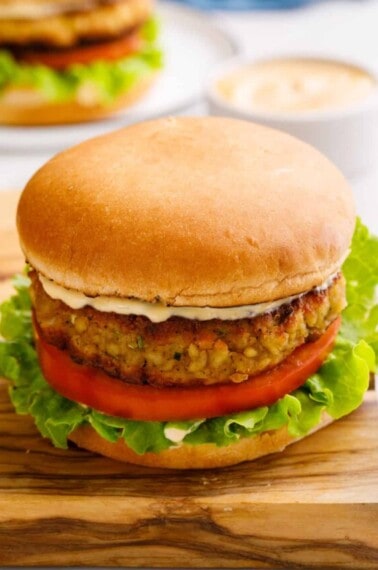Recipe Crab Cake Sandwich Hero-1